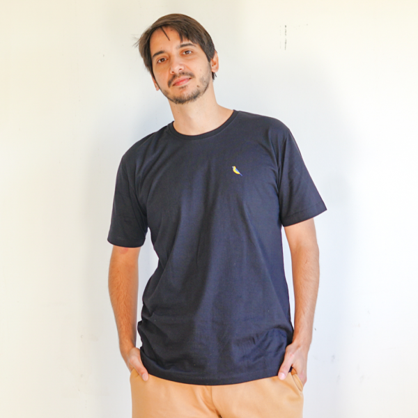 Camiseta básica - Preta